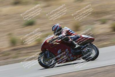 media/Apr-20-2025-AHRMA (Sun) [[393a79c373]]/Race/Group 10/Turn 4b/